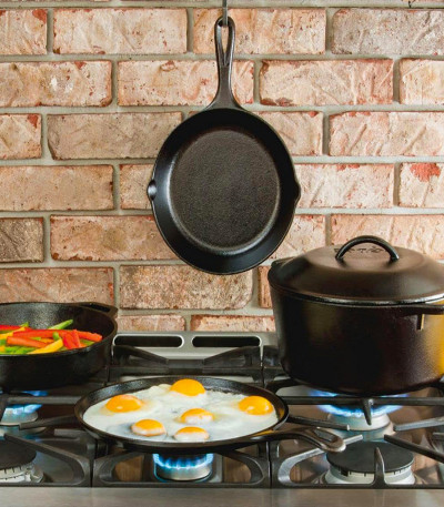 Cast Iron Fry Pan 12 Inch for Indoor & Outdoor Use